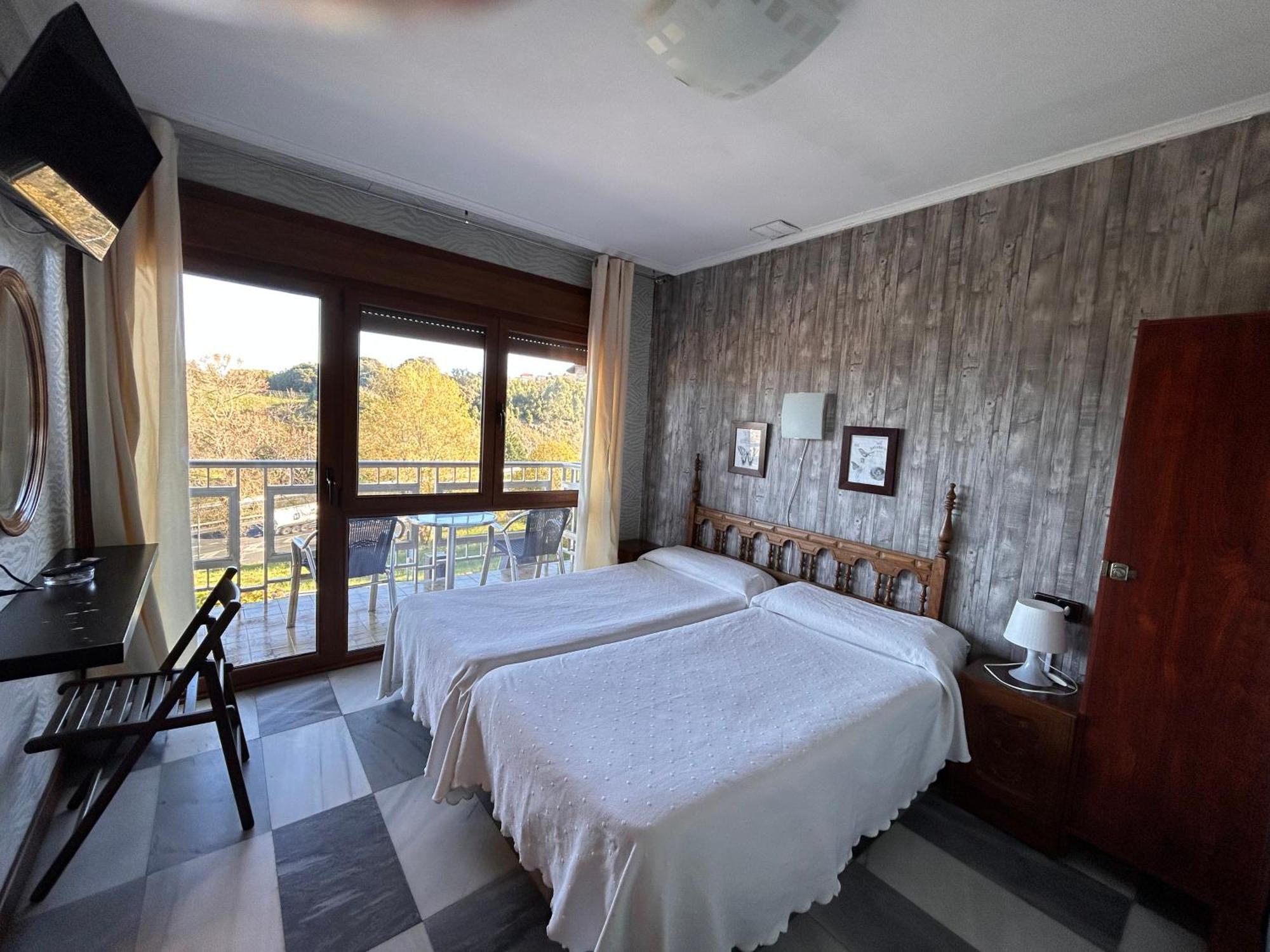 Hostal El Carro Laredo Dış mekan fotoğraf